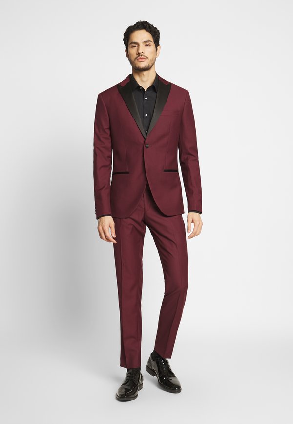Isaac Dewhirst TUX