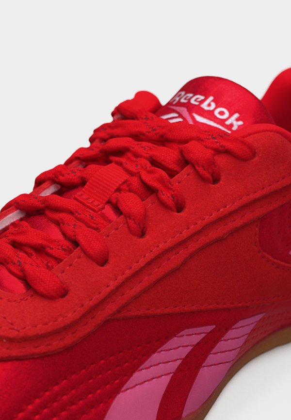 Reebok Classic ULTRA LO