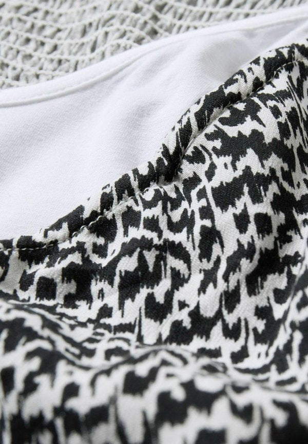 C&A MATERNITY