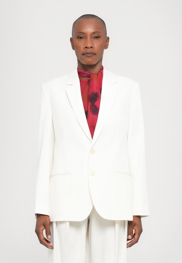 Victoria Beckham CLASSIC TAILORED JACKET