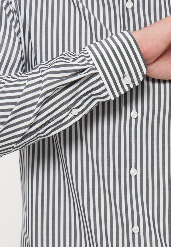 Michael Kors SLIM FIT