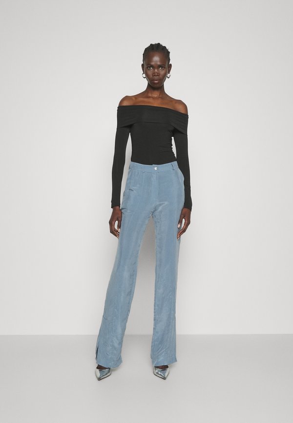 Materiel CAPE SLEEVE BODY