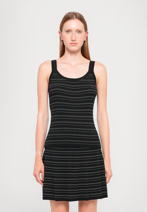 Theory CONTRAST TANK