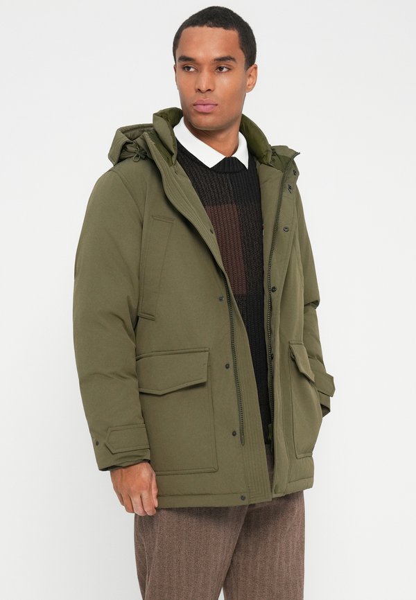 Tommy Hilfiger