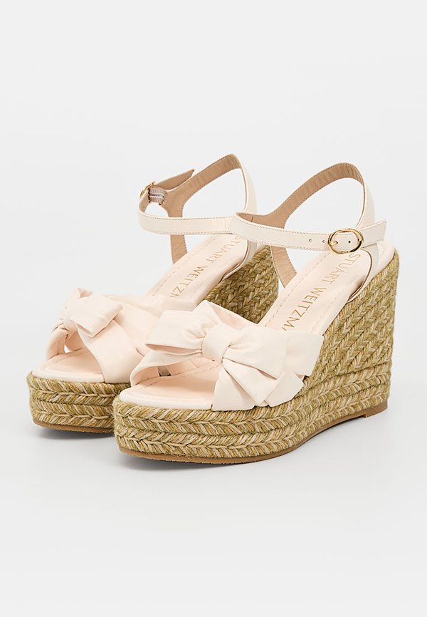 Stuart Weitzman SOFIA