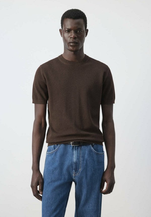 Mango ADULT - Basic T-shirt - dark brown