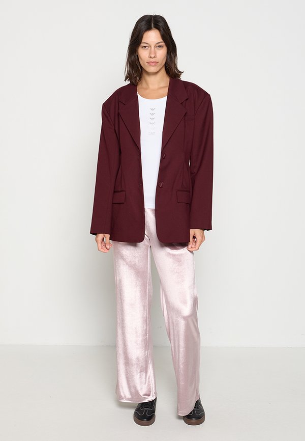 EA7 Emporio Armani