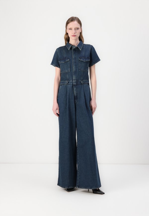 Good American FIT FOR SUCCESS PLEATED WIDE LEG