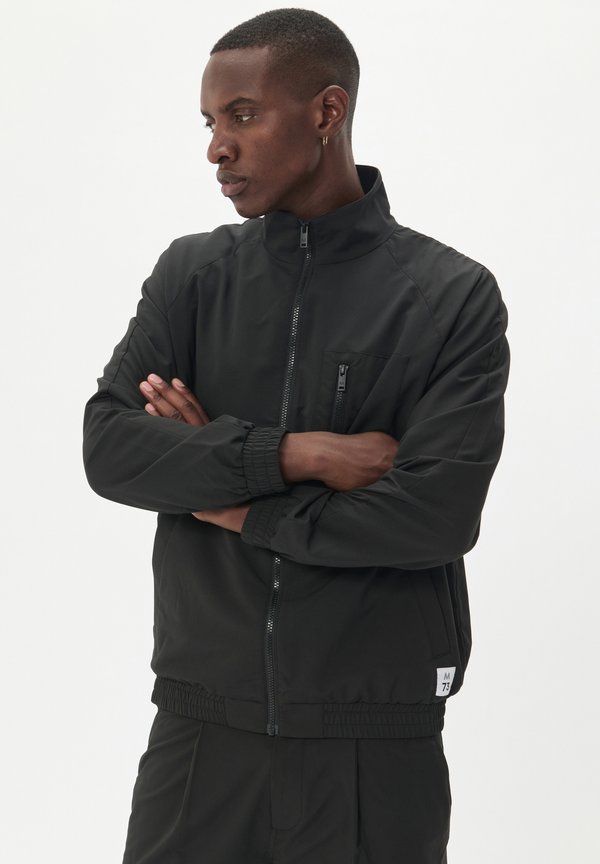 Matinique MABomber