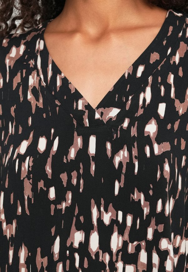 TOM TAILOR PRINTED V NECK