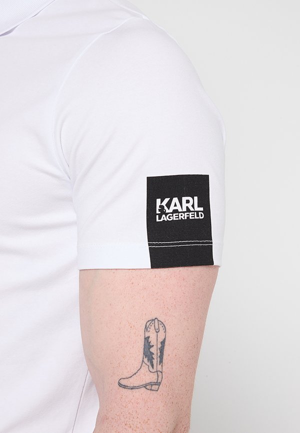 KARL LAGERFELD