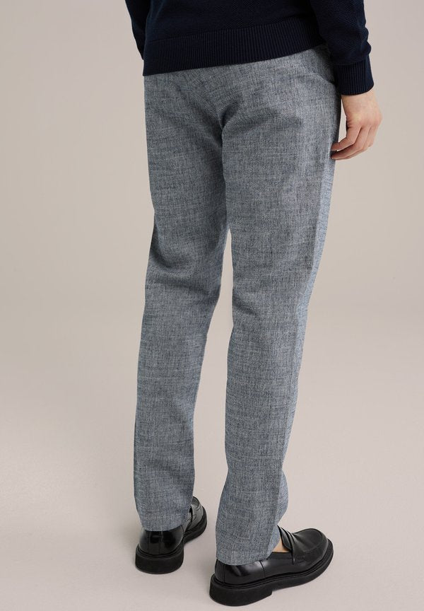 WE Fashion THE TEXTURED