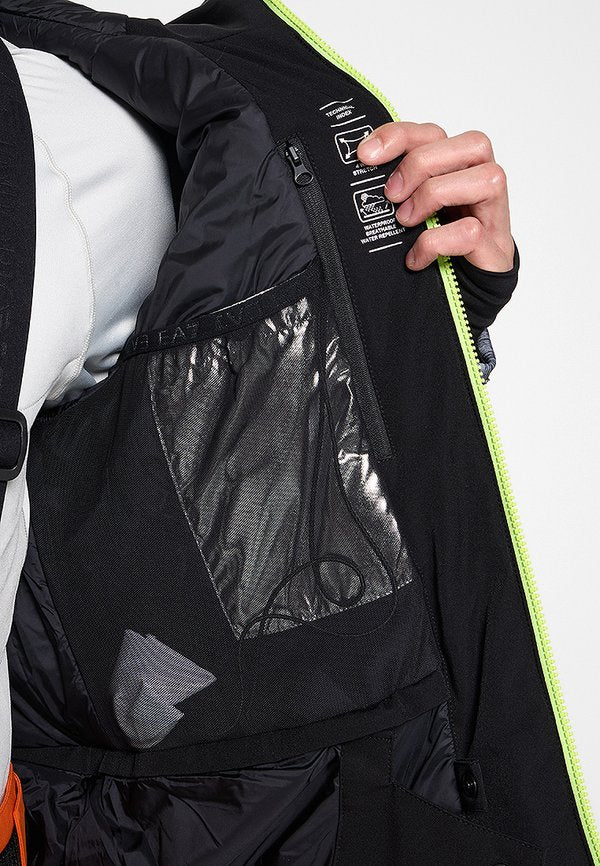EA7 Emporio Armani
