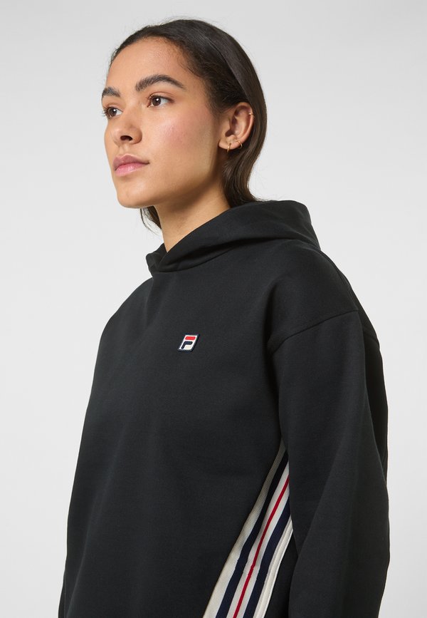 Fila APPAREL SERRETTA LOOSE HERITAGE TAPE