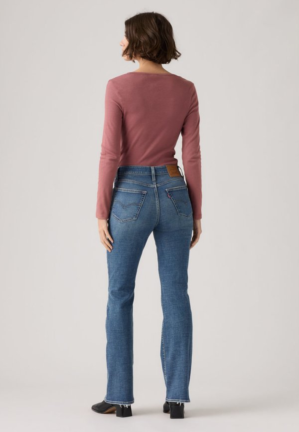 Levi's® 725® HIGH RISE BOOTCUT