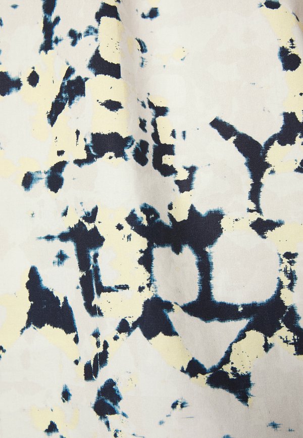 3.1 Phillip Lim KALEIDOSCOPE PUFF