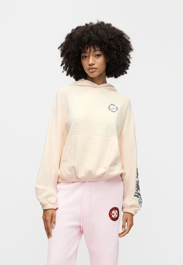 Nike Sportswear STREET