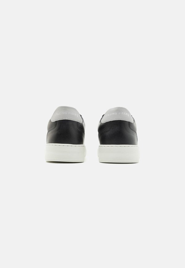 Filling Pieces MONDO GAME