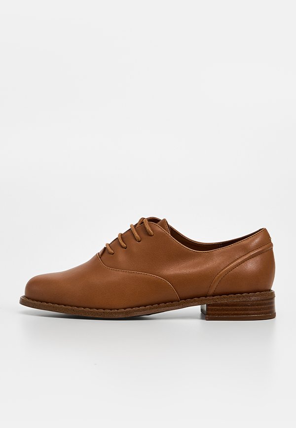Clarks HANA