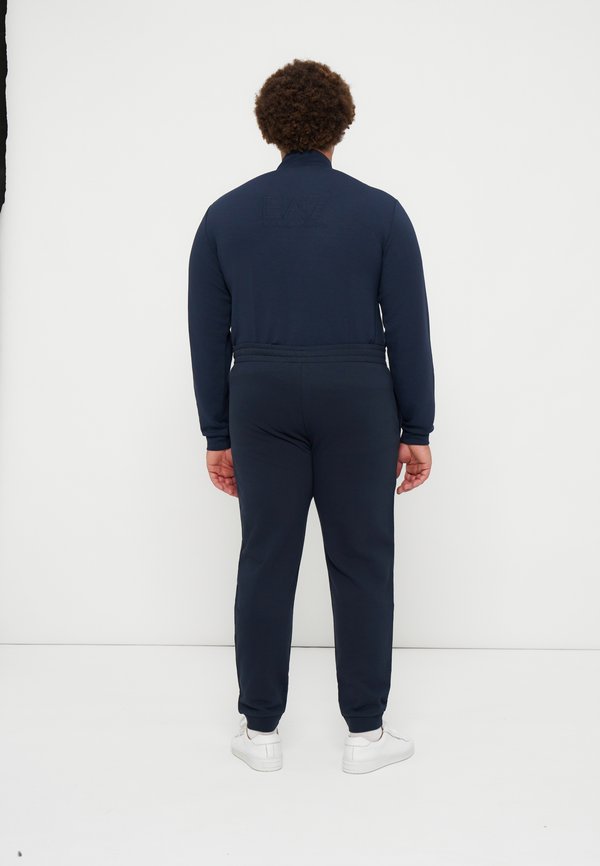 EA7 Emporio Armani