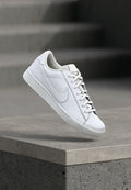Nike Sportswear TENNIS CLASSIC - Trainers - white