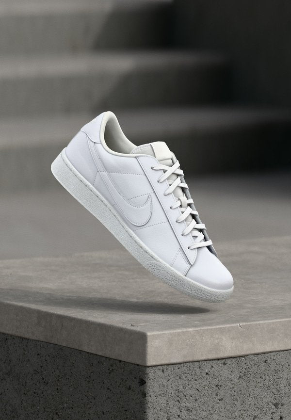 Nike Sportswear TENNIS CLASSIC - Trainers - white