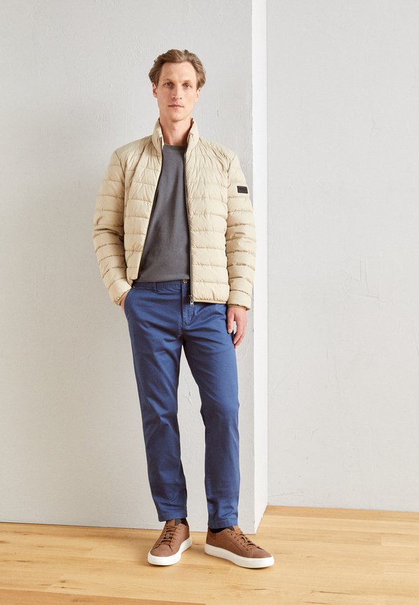 Scotch & Soda ESSENTIALS STUART