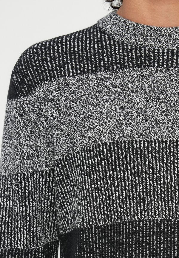 TOM TAILOR DENIM STRUCTURED TWO TONE CREW NECK