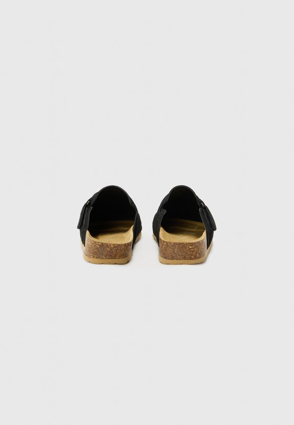 Steve Madden QUICKSAND