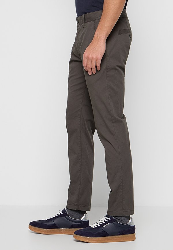 Marc O'Polo SHAPED FIT