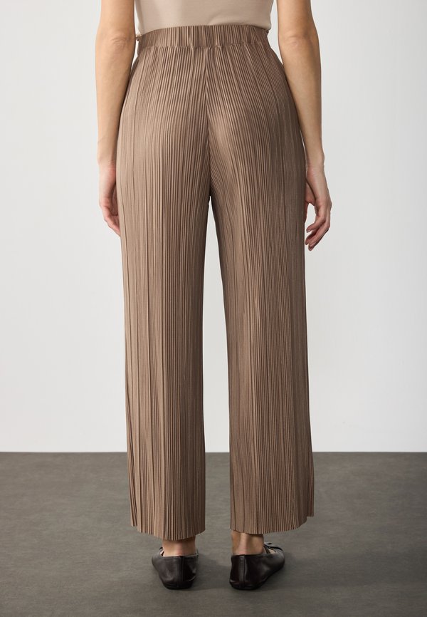 Anna Field by Zalando