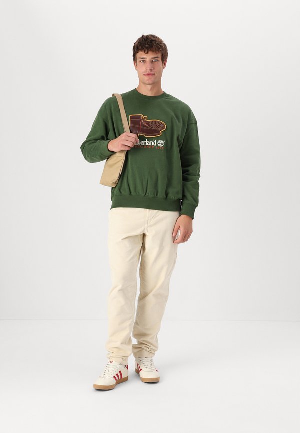 Timberland NEW BOX FIT BADGE CREW NECK