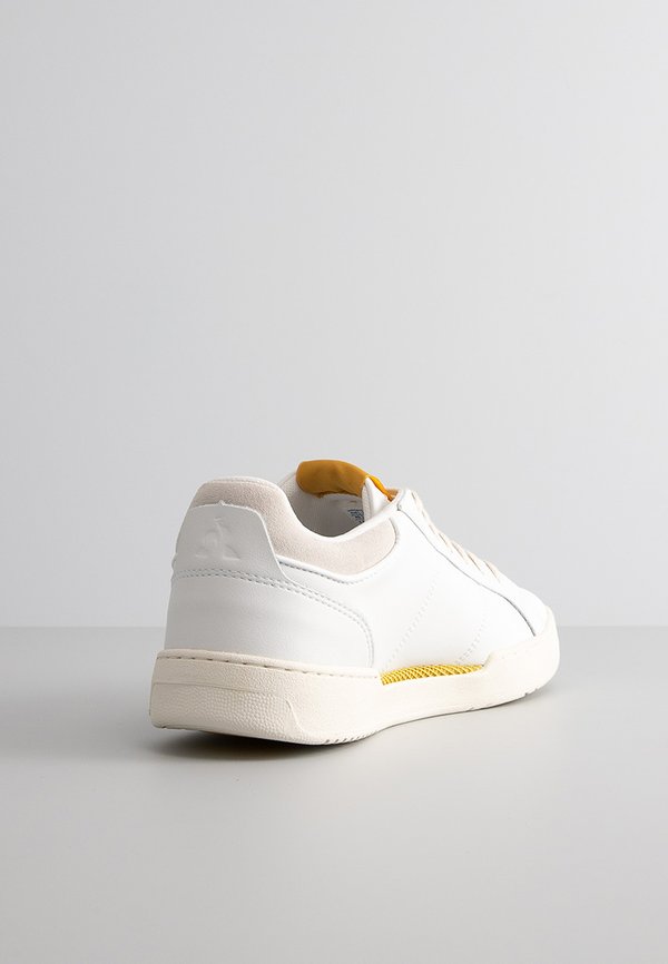 le coq sportif STADIUM