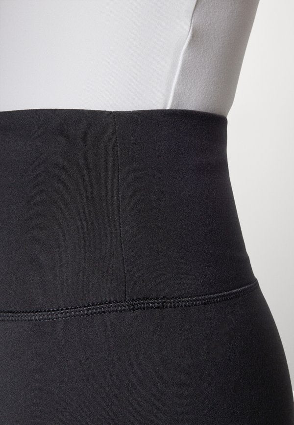 Champion PERFORMANCE SOFT TOUCH BIKE SHORTS