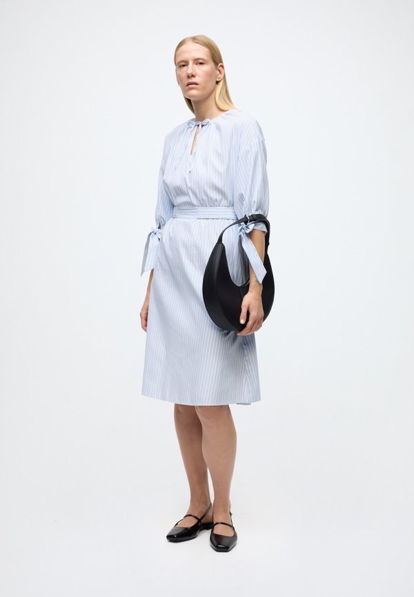 Anna Field by Zalando BELTED SHIRT DRESS