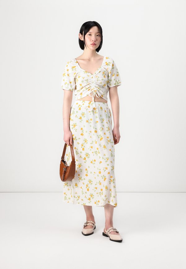 Pieces PCTEA MIDI SKIRT