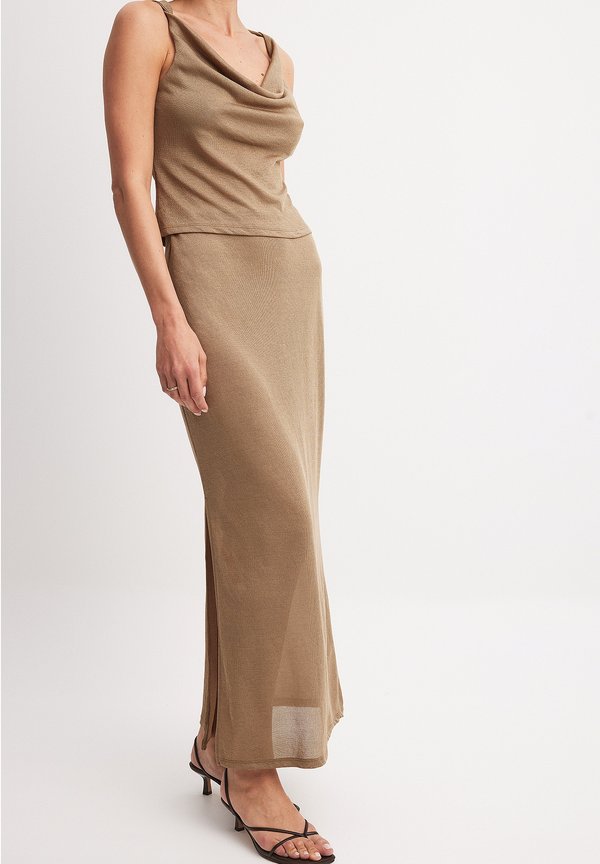 NA-KD LOW WAIST