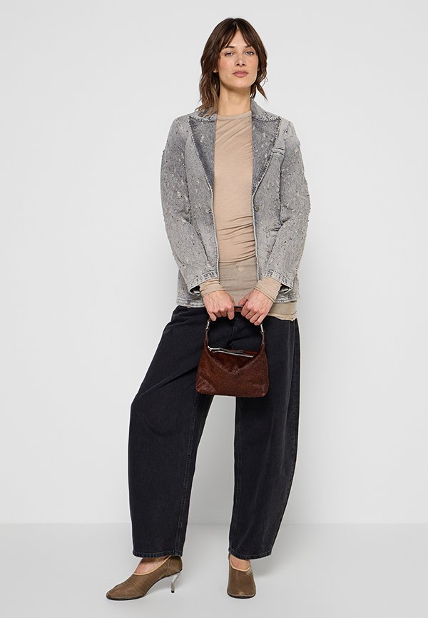 LIU JO SLIM FIT