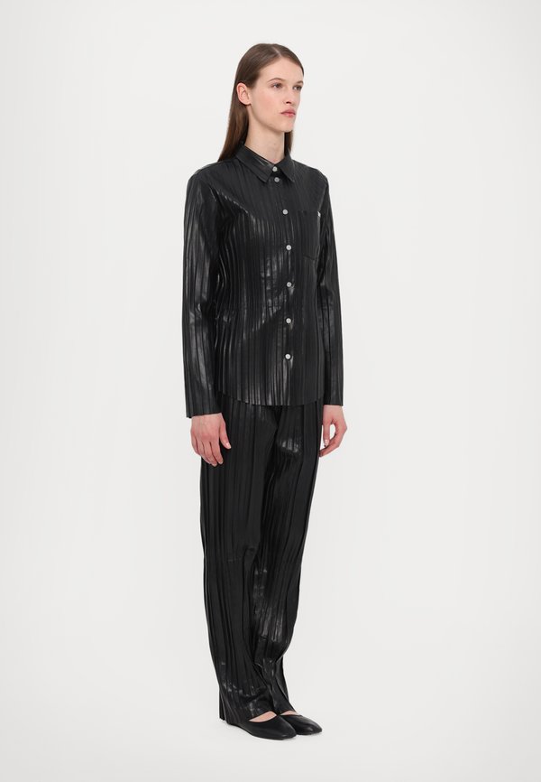 Helmut Lang PLEATED