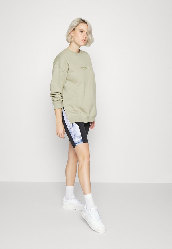 Reebok LUX SHORT