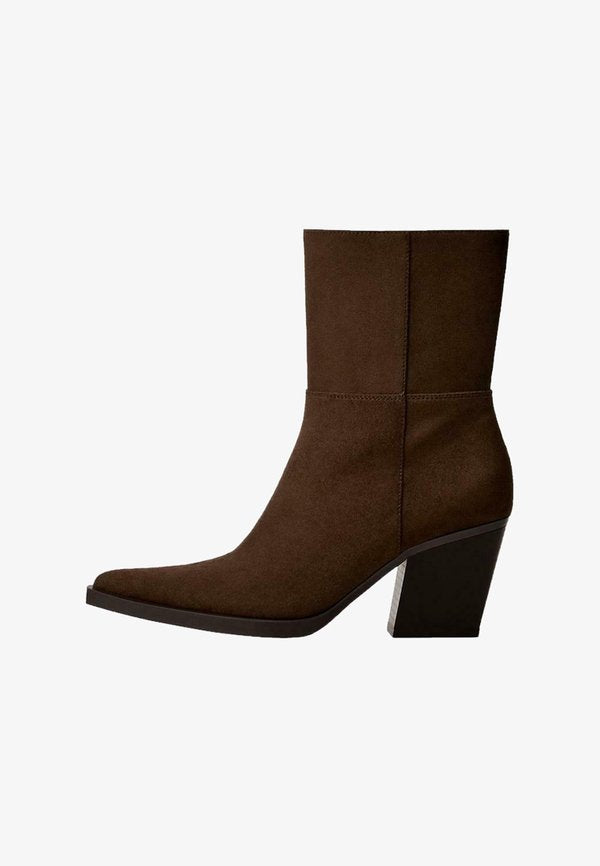 Bershka Ankle boots - brown
