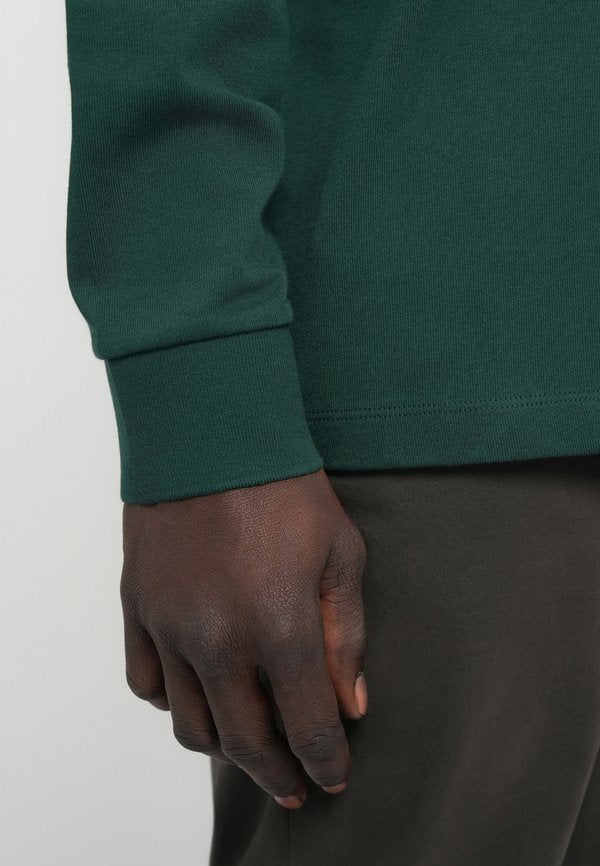 Hackett London
