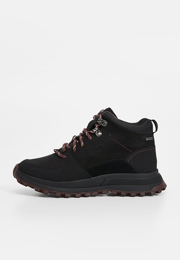 Clarks ATL TREK