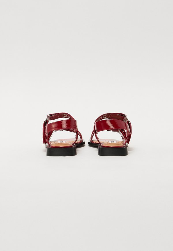 Steve Madden SARIA-E