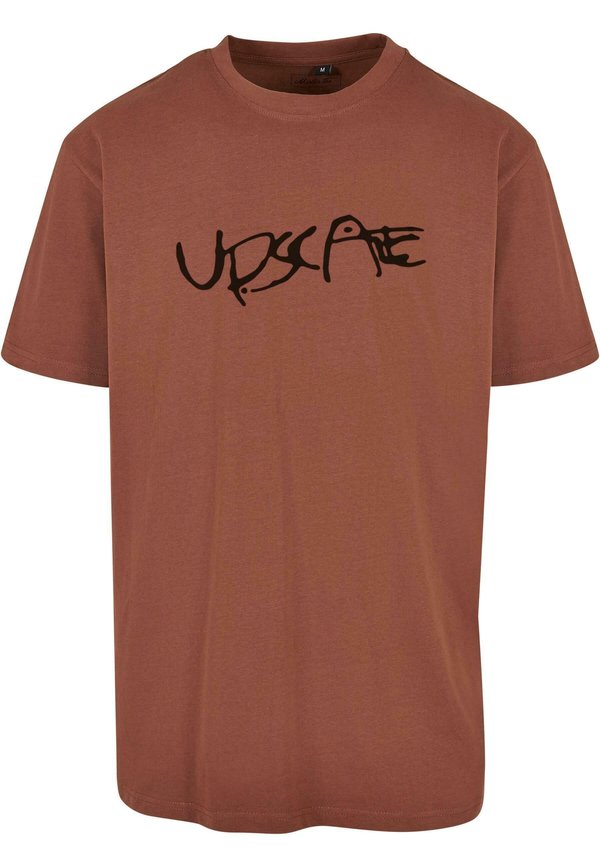Upscale by Mister Tee GIZA TEE