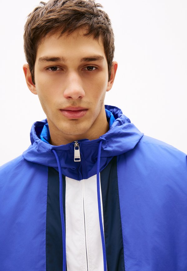 Tommy Jeans CHICAGO