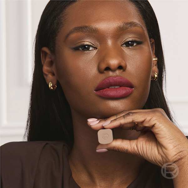 Lippenstift Color Riche Blurred Matte 601 Worth It L'ORÉAL PARiS